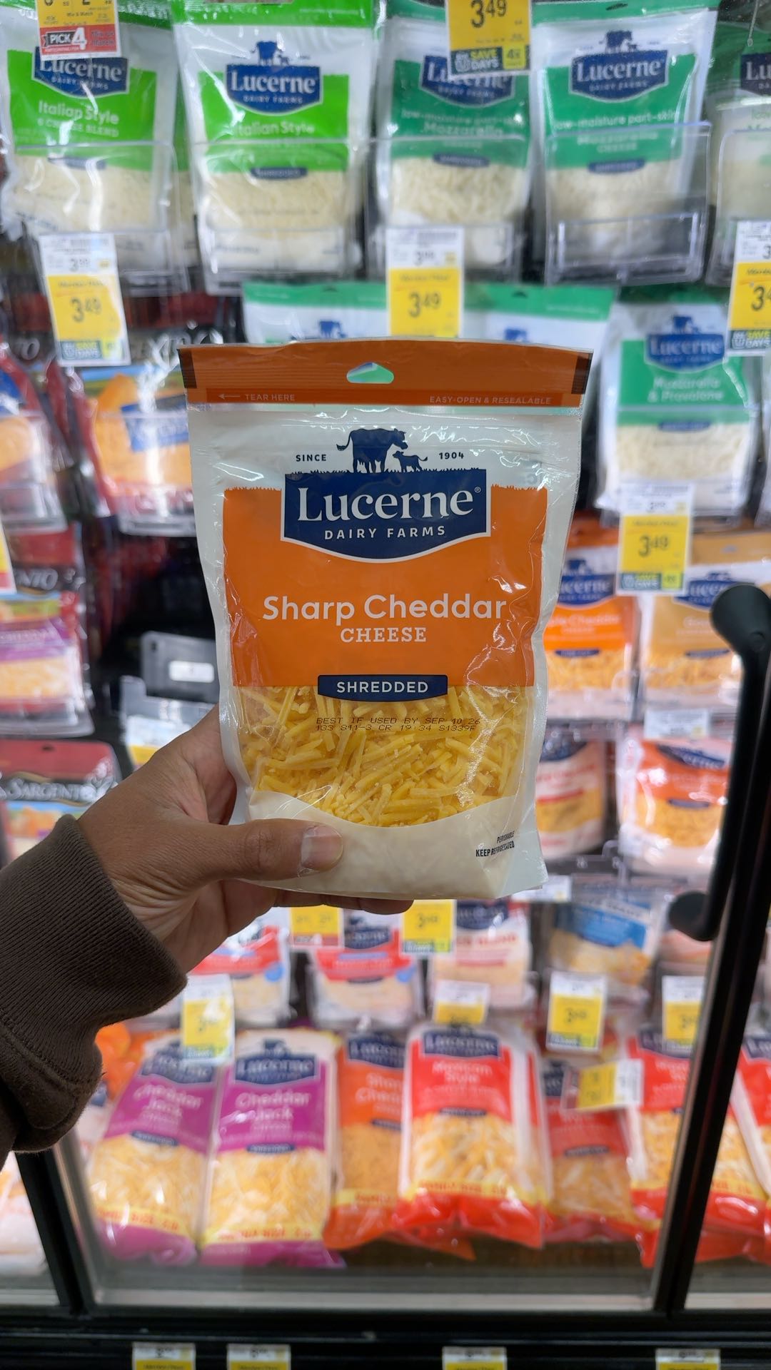 LUCERNE DAIRY FARMS, SHARP CHEDDAR CHEESE