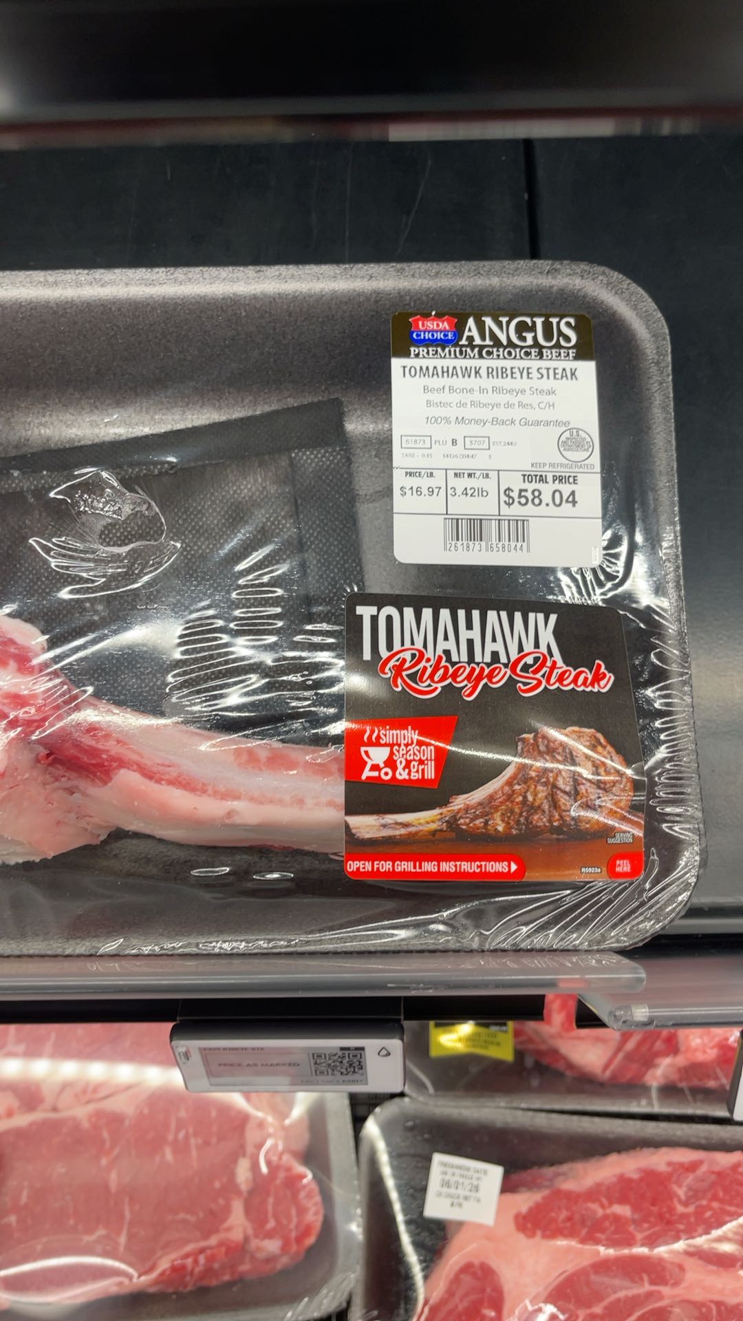 Tomahawk Ribeye Steak