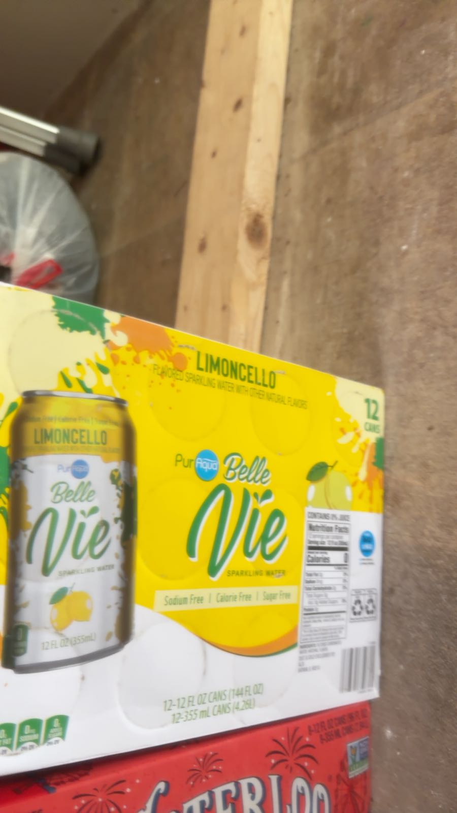 LA VIE SPARKLING WATER