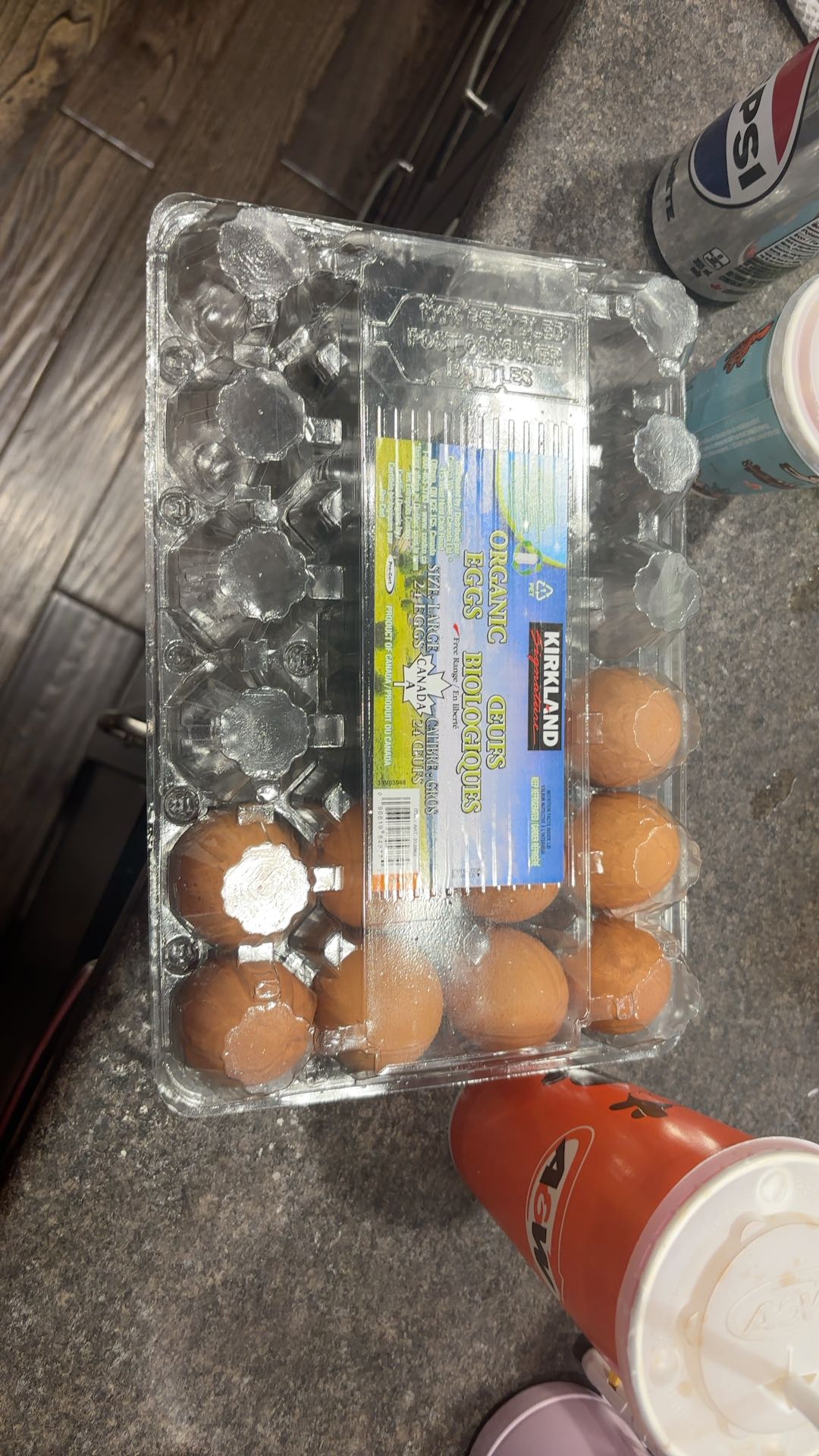 LARGE BROWN ORGANIC EGGS