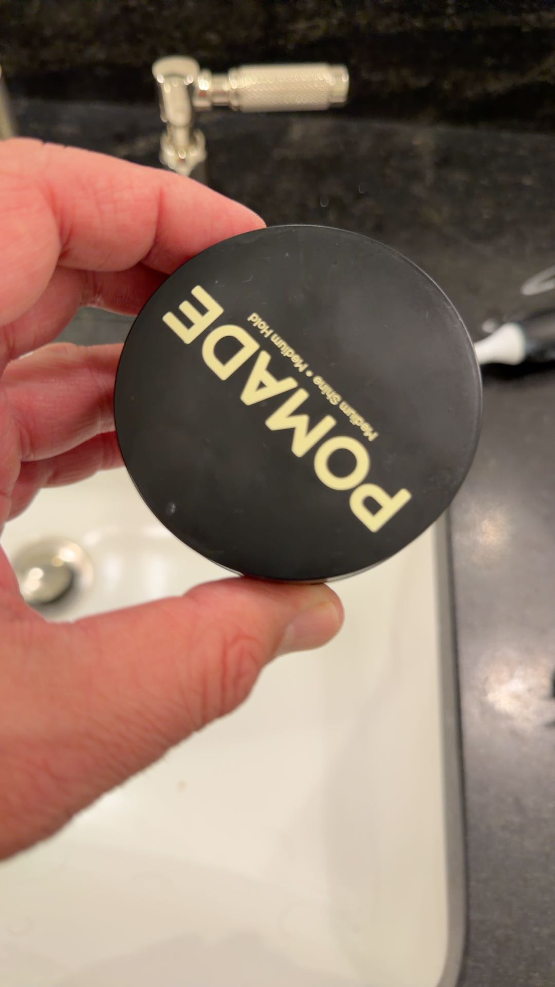 5x Professional Pomade Medium hold with high Shine 4oz COMPARES TO AMERICAN CREW